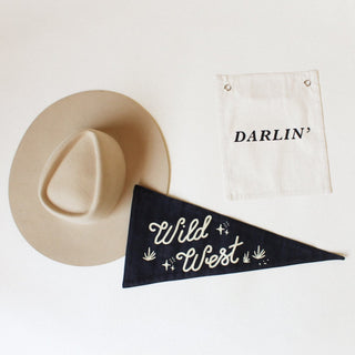 darlin' banner