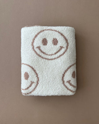 Smiley Fuzzy Blanket | Latte